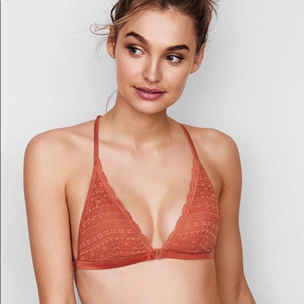 VICTORIA’S SECRET Burnt Orange Lace Bralette